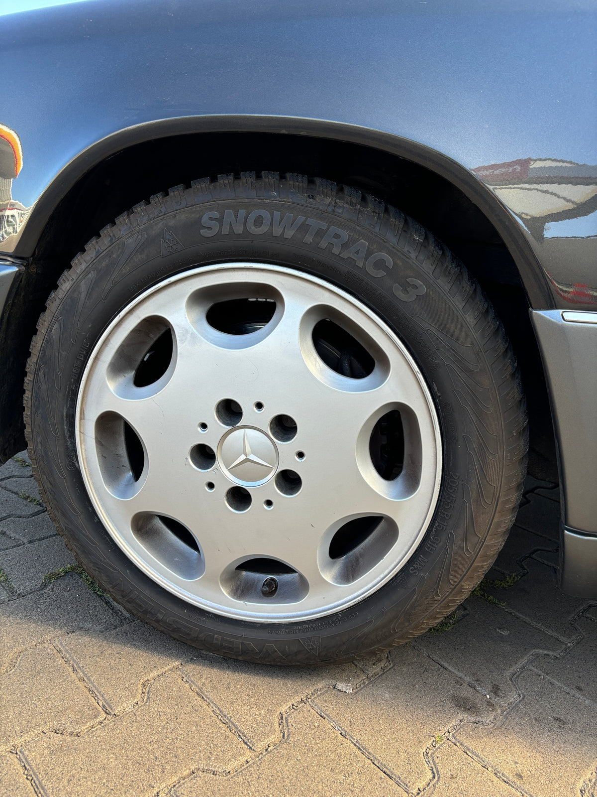 Mercedes W124 16 inch wheels 205.55.16 Vredestein ET41